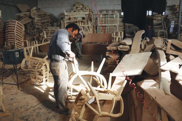 کارخانه تولیدی چوب خام مبل با کیفیت مناسب در بازار تهران